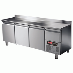 Kühltisch 3 Türen / 186.5 cm / GN 1/1 / Aufkantung und Gekühlter Shublade -2°/+8